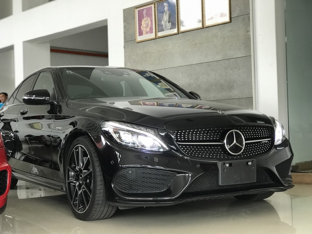 Mercedes Benz C43 AMG 4Matic Biturbo V6 (A)