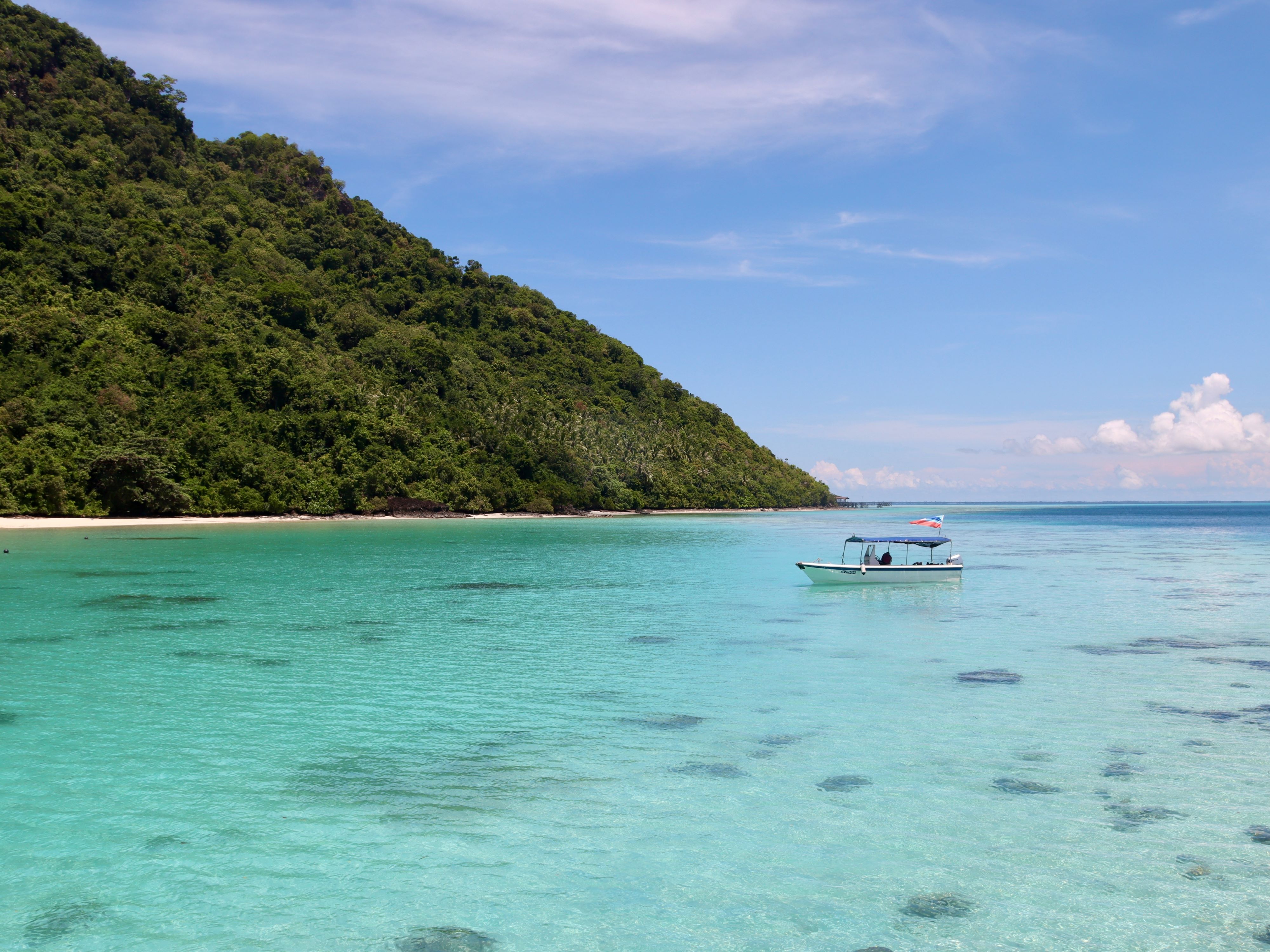 Borneo Itinerary 1 Week Tour Package : Kundasang, Sepilok, Kinabatangan & Semporna (Overland)